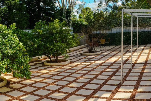 landscaping design services paving and garden features